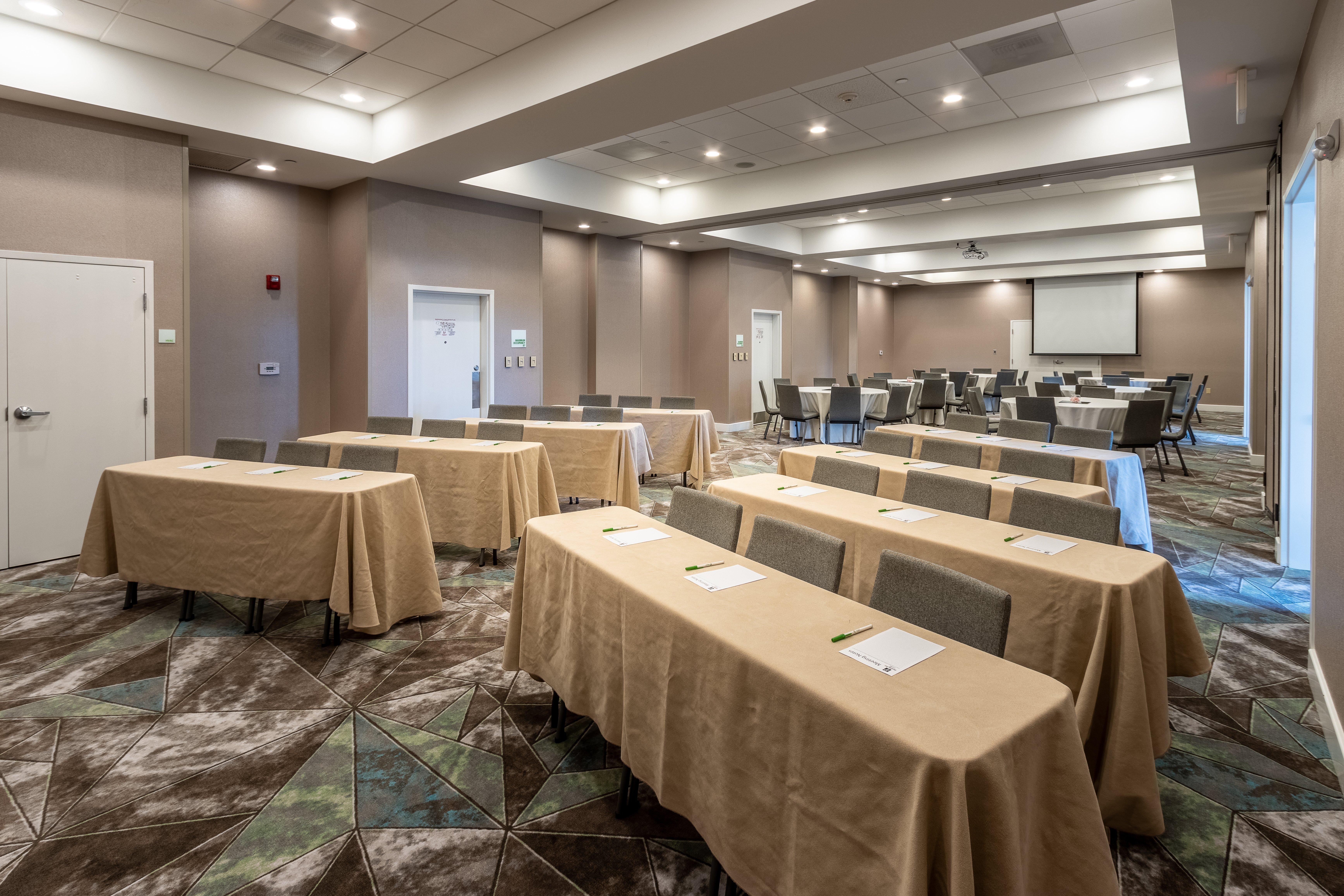 Holiday Inn Hotel & Suites Memphis-Wolfchase Galleria By Ihg Exterior foto